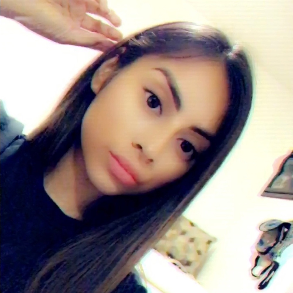 Meet your Posher, Celest